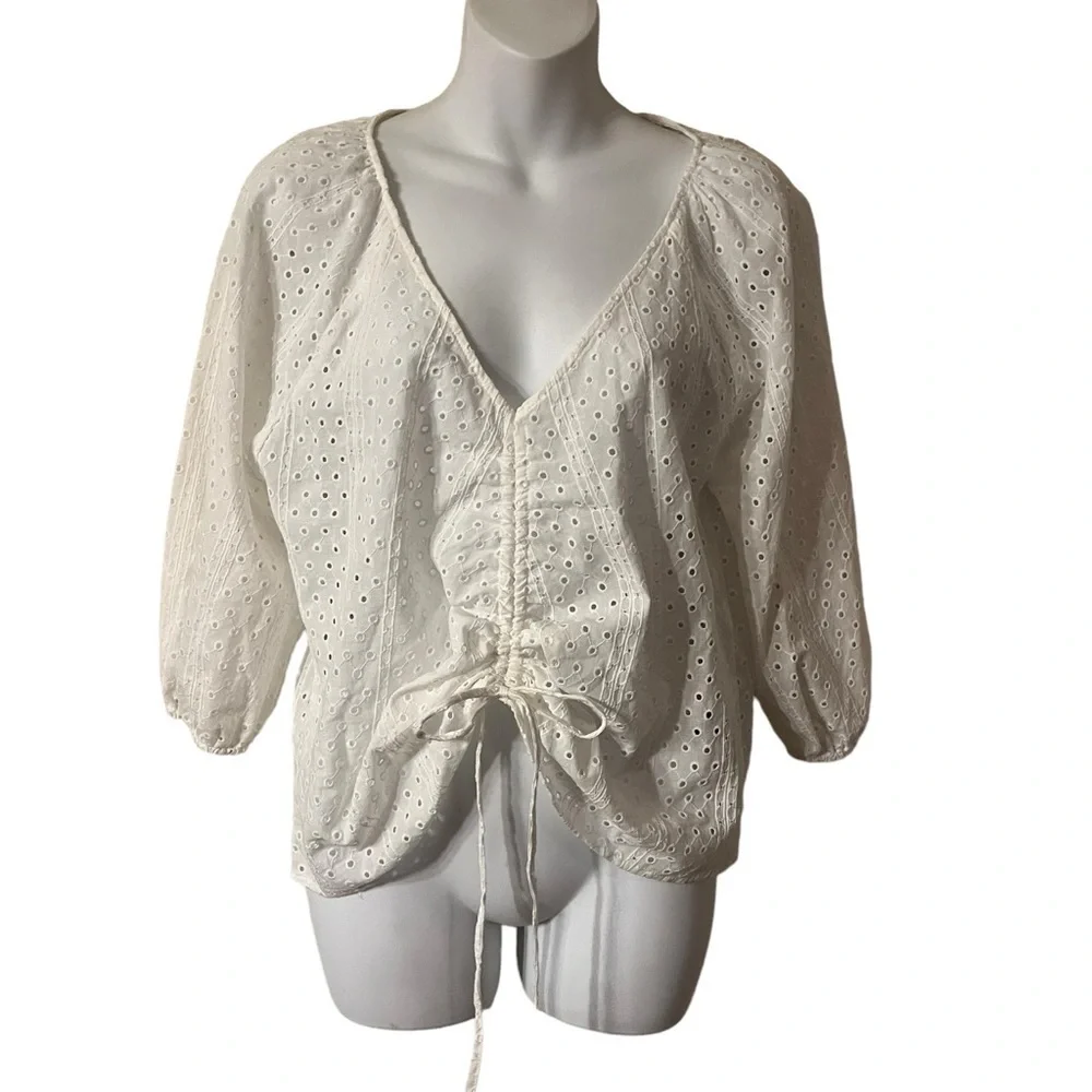 Sanctuary White Eyelet Adjustable Gathered Top size M